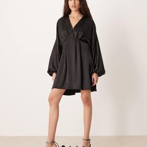 NWT Gina Tricot Black Satin Wrap Dress V-Neck Mini Dress with Balloon Sleeves